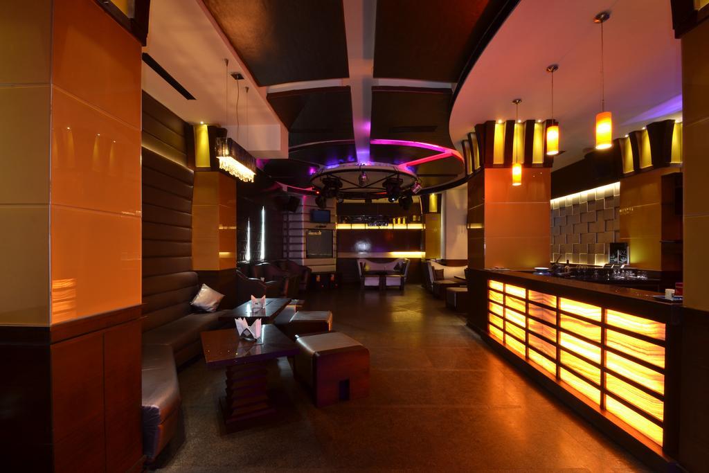 Hotel Royal Cliff Kanpur Ngoại thất bức ảnh